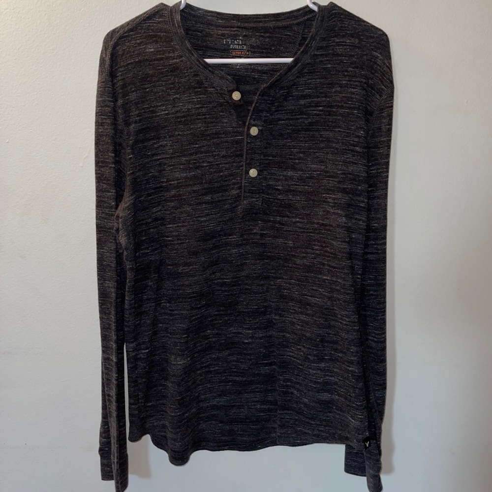 AE shirt